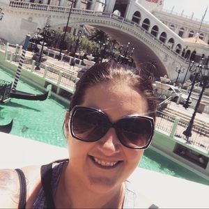 Meet your Posher, Lesley